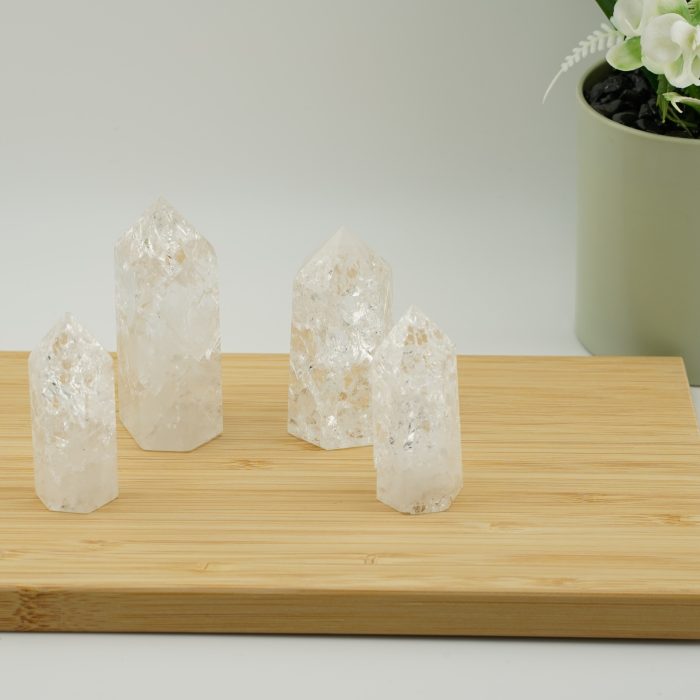 Crackle Quartz Tower