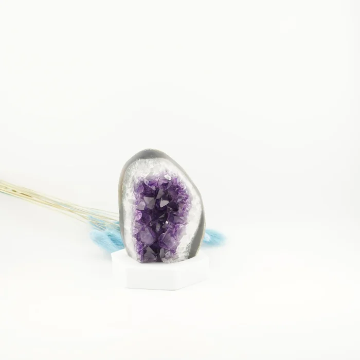 Amethyst Geode 495 Grams