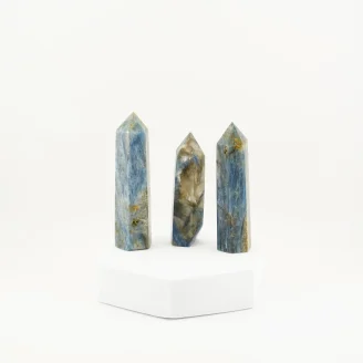 Blue Kyanite Tower 3.5 Inch - 4 Inch