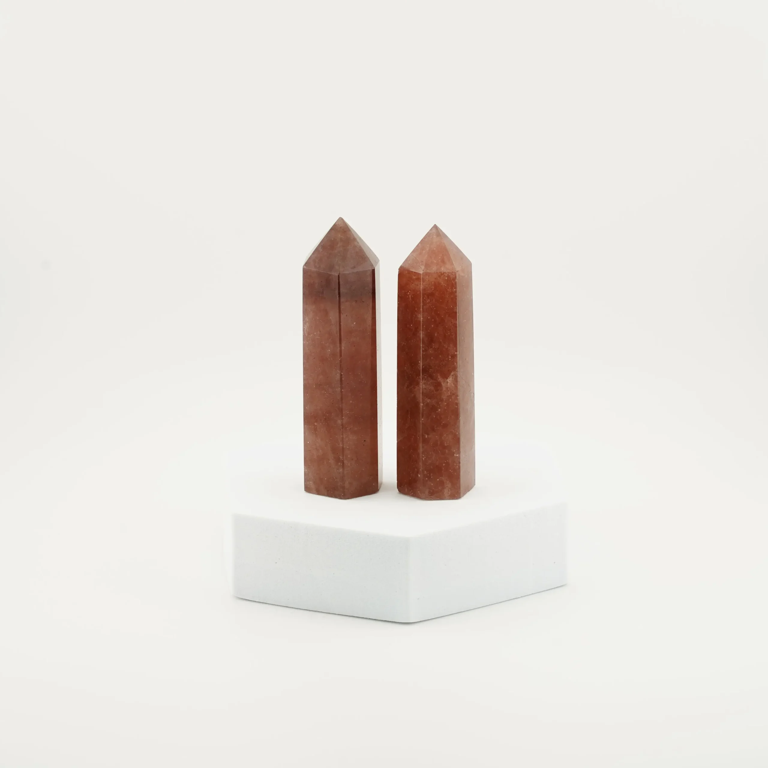 Strawberry Quartz Tower 3.5 Inch
