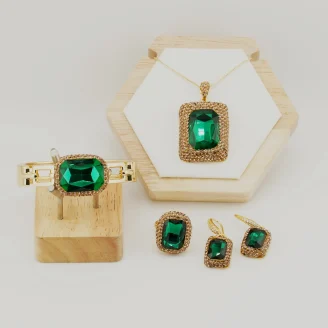 Green Topaz Jewellery Set