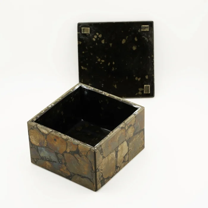Pyrite Box Size 4 inch X 4 Inch
