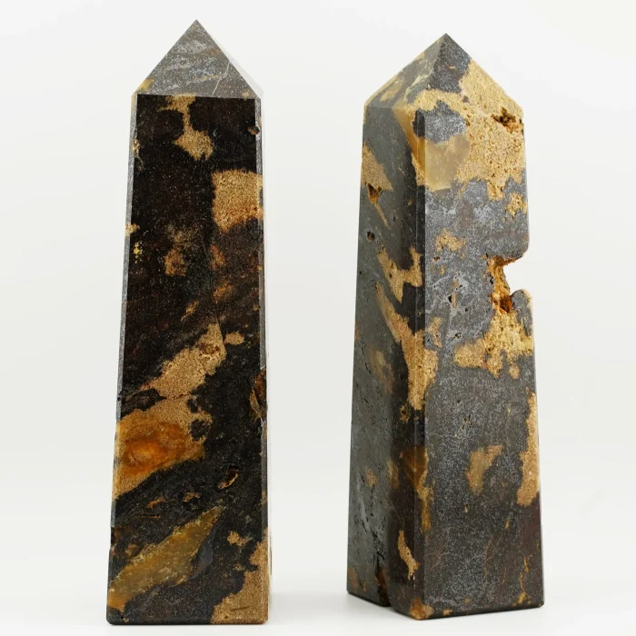 Yellow Hematite Tower 875GM to 910GM