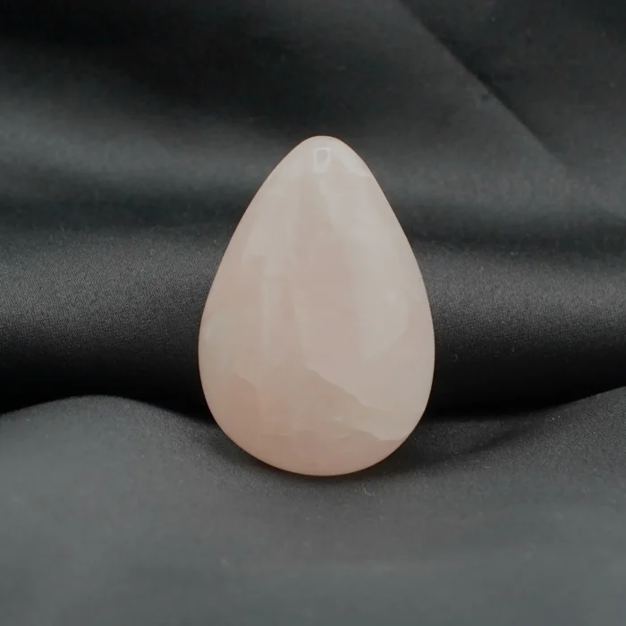 Rose Quartz Egg Weight 100 To 118 GM Rose Quartz Egg Weight 100 To 118 GM