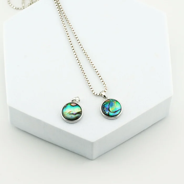 Abalone Shell Circular Shape Pendant.