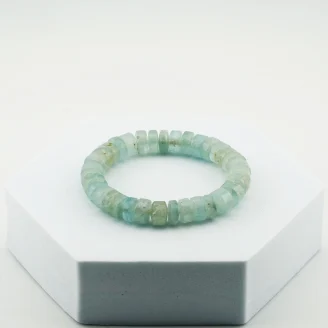 Aquamarine Gemsone Bracelet.